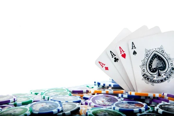 Live roulette table with dealer and multiple camera angles on samurai99